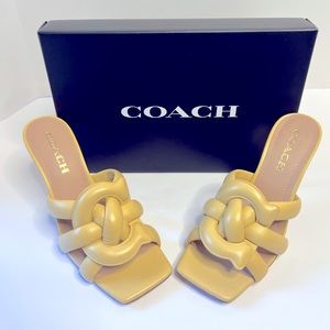 COACH Kellie square toe slip on sandal 💛💛